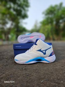 Sepatu Mizuno Wave Thunder Blade Sepatu Volly Mizuno Thunder Blade 2 Mid Sepatu Voli Mizuno Thunder Blade 2 Mid Sepatu Volley Mizuno Thunder Blade 2 Mid Sepatu Voli Sepatu Volley Sepatu Volly Sepatu Olahraga Lari Mizuno Momentum 2 Mid Sepatu Volley