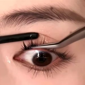 ขนตาปลอมธรรมชาติ 60ชุด 1กล่อง - สถานที่สำคัญของแต่งหน้า DIY