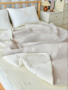 ANYOUBI | Spring and Summer Thin Air Conditioning Blanket For Children and Adults