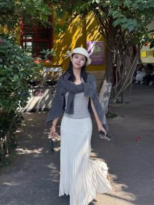 กระโปรงสั้นถักสีขาวเข้ารูปสไตล์เกาหลี ทรงเอ ความยาวปานกลาง ทรงเข้ารูป ผ้าฝ้ายผสมสแปนเด็กซ์ ทรงเข้ารูป สำหรับผู้หญิง