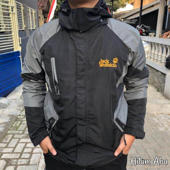 Jaket outdoor cheap jack wolfskin