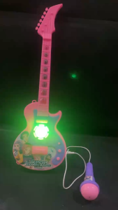 Loveni KPOP HUNTRIX guitar music toy with mic