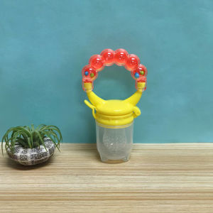 1 PC เด็กผลไม้ Feeder Pacifier Rattle Handle สําหรับผักสดอาหารปลอดภัยแหวน Bell Feeder Pacifiers จุกนมหลอก