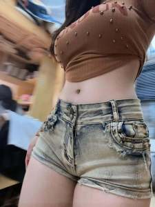 Retro สไตล์อเมริกันผู้หญิงกางเกงยีนส์กางเกงขาสั้นเซ็กซี่ต่ําเอว Slimming Design Streetwear สําหรับฤดูร้อน