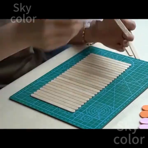 200pcs Wooden Popsicle Sticks DIY Handmade Ice Cream Sticks Multi-Purpose Arts Crafts Smooth & Splinter-Free