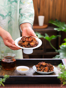 Sun-Dried Original Taste Sour Red Apricot Snack Pure Fruit Dry No Additives Health Benefit for Pregnant Women And Children