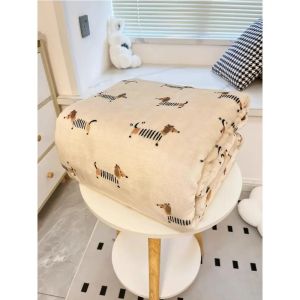 Coronation Fleece Blanket Office Nap Blanket Sausage Dog Pattern Air Conditioned Blanket Coral Fleece Small Blanket Sofa Cover