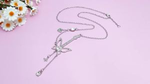 Bandai | Dây Chuyền Bướm Thanh Lịch Đính Kim Cương Thiết Kế Nơ Đàn Guitar Đa Năng Theo Phong Cách Dân Gian Phụ Kiện Trang Sức Cao Cấp Dành Cho Mọi Lứa Tuổi