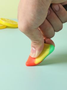 Silicone Teething Necklace Shark Toy for Babies Anti-handfeeding Toddler Chewy Tooth Grinding Stick Primary School Children