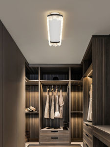 โคมไฟติดฝ้าแบบมีกลิ่นไม้สไตล์ย้อนยุค สีน้ำตาลอบอุ่น ระบายแสงสว่างได้ดีในทางเดิน ประตูหน้าบ้าน ห้องน้ำ ห้องนอน ห้องนั่งเล่น