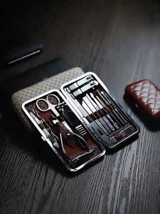 Nail Clipper Set Silver Stainless Steel Nail Cutter Fingernail Clippers Trimmer Eyebrow Scissor Tweezers Ear Spoon Facial Care Manicure Manicure Beauty Tools Kit