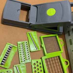 DIHUANTUO | Multifunctional Vegetable Slicer Shredder 16-piece Set