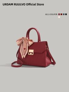 URCDN RDALVO | Wedding Handbag