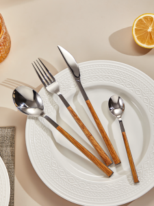 Stainless Steel High Quality and Elegant Wooden Handle Spoon