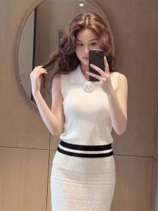 YIKEMAI | High-end Stylish Casual Contrast Floral Design Slimming Womens Vest
