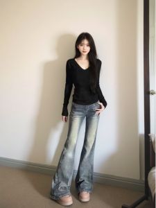 Áo Thun Dài Tay Cổ Chữ V Màu Đen Ôm Vừa Vặn Cho Nữ Mùa Thu Phong Cách Hàn Quốc Áo Lót Bên Trong