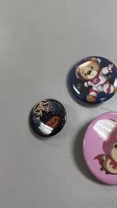 โมลด์ เครื่องปั๊มเข็มกลัด เครื่องทําเข็มกลัด ขนาด 32445875 นิ้ว เป็นอุปกรณ์เครื่องปั๊มเข็มกลัด ขนาดเล็ก by inkspa