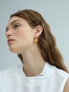 Fashionable Bright Color Fine Orange Half Natural Stone Small Ball Pendant Earrings Casual Candy Color Drop Earrings for Women