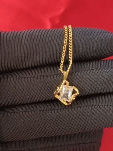 Diamcity (Free Gra Certificate) Kalung Persegi Geometris Moissanite Untuk Wanita