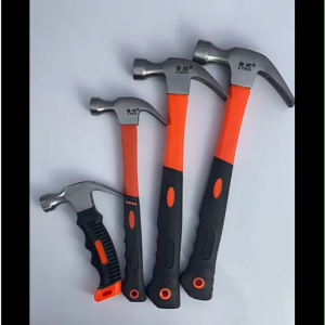 [READY STOCK] 16Oz Heavy-Duty Hammer with Rubber handle | Construction & DIY Tool