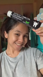 [HOT] Bamboo Charcoal Toothpaste Natural Mint Flavor Removes Stains And Bad Breath 105g