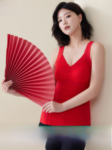 MiiOW | Áo vest lông mịn màu đỏ ấm áp cho nữ mùa thu đông không cần đeo áo ngực có đệm ngực năm sinh may mắn không tay áo