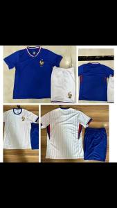 ชุดฟุตบอลทีมชาติฝรั่งเศส24-25เบอร์10เอ็มบัปเป้เด็กดารา football jersey for men soccer shirt