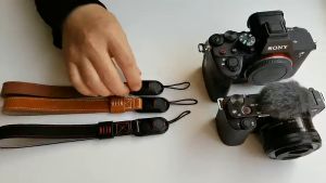 Dây đeo máy ảnh cổ tay thao tác nhanh gọn và linh hoạt