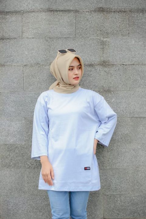 Kaos%20Wanita%20Oversized%20Lengan%207/8%20LD%20130%20hijab%20Jumbo%20basic%20korean%20stlye%20%20ukuran%20M,L,XL,XXL%20Baju%20Basic%20oversize%20katun%20combed%2024s%20TEBALL%20-%20Image%206