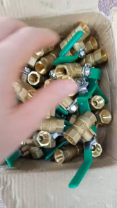 Van khóa đồng thau 1/4 (loại ren trong 13mm) Van Khóa Loại Thường Và Loại Đẹp Thiết Kế Van Khóa Thương Mại Điện Tử - Lazada