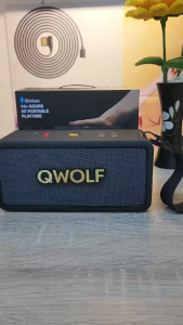 ลำโพงบลูทูธ รุ่น M3 ฟรีไมค์ลอย2ตัว รองรับAUX TF USB บอก%แบตเตอรี่ เสียงดี เพิ่ม-ลดเสียงได้ สามารถเชื่อมได้2ตู้ ลำโพงพร้อมไมค์ร้องเพลง