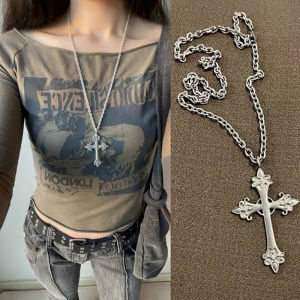 Swag Jewelry Studio Fashion Personality Korean Version Cool Rose Cross Necklace Silver Carved Necklace Clothes Chain