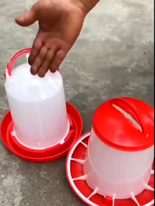 Buy 3 Get 3 Automatic Chicken Bucket Feeder Chicken Feeder Bucket Plastic Feeding Tool 1.5kg