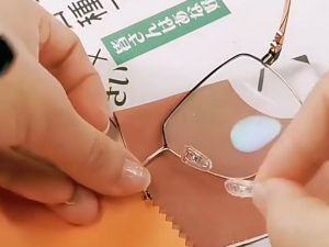 แป้นจมูกแว่นตา ชุดซ่อมแว่นตา แบบครบชุ แป้นจมูกแว่นตา แป้นแว่นตา สวมใส่สบาย นุ่ม ใส กันลื่น