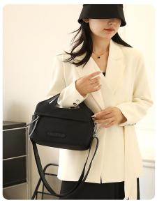 Vintage Oxford Cloth Handbag Womens Fashion Waterproof Shoulder Crossbody Bag Stylish Trendy Nylon Material Daily Use