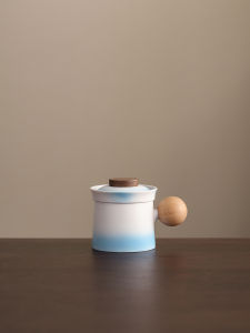 New Chinese Style Ceramic Mug with Lid for Office Personal Drinking Coffee Tea Water Cup Dehua County Origin round Ball Handle