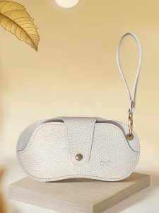 New Glasses Bag: Anti-Compression Portable Glasses Bag Sunglasses Myopia Glasses Storage Bag Hanging Bag Anti-Lost Protecti
