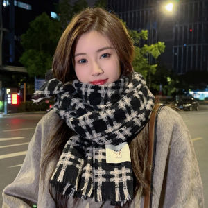 Miiow | Thickened Plaid Scarf Womens Autumn Winter New High-End Warmth Korean Style MiiOW Cat Person Scarf Shawl For Students And Couples