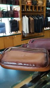 Tas Pinggang Waist Bag Pria Kulit Sapi Asli Karl Sangkoni Tas Pinggang MJ TPG-55