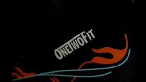 OneTwoFit Exercise Bike Quiet Spin Bike 7-Level Adjustable Seat Shock Absorbing Seat Recumbent Bike for the Elderly