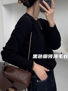 เสื้อสเวตเตอร์ถักคอตั้งสีดำบางสำหรับผู้หญิงในฤดูใบไม้ร่วง เสื้อชั้นในถักนุ่ม สไตล์เกาหลี ทรงหลวม แขนยาว ปกติ