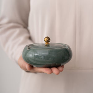 Ceramic Ge Kiln Ashtray with Lid For Home Office Stylish Trend Creative Prevent Fly Ash Windproof Ashtray for Car