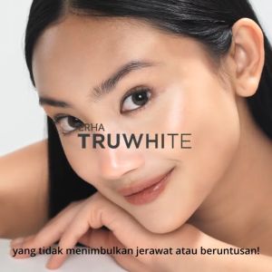 ERHA Bundle Daily Brightening for Normal & Dry Skin - Paket Pencerah Wajah Kulit Normal