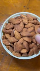 KACANG ALMOND PANGGANG / ALMOND ROASTED PREMIUM 500 GR