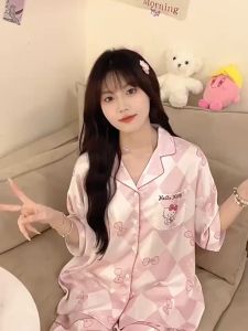 ชุดนอนไหมอิตาลี บิ๊กไซส์ แขนสั้นขาสั้นลายการ์ตูน ผ้าบางเบาใส่สบาย R52