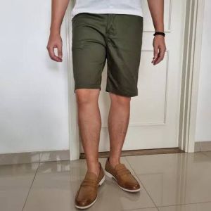 Celana Chino Pendek Pria