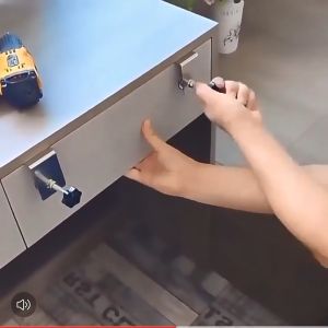 Kẹp Ngăn Kéo Định Vị Nhanh - Vít Chính Xác Ổn Định Dễ Cài Đặt Dùng Cho Gia Đình