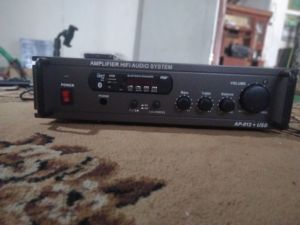 power amplifier stereo 400 Watt x 2 + subwoofer