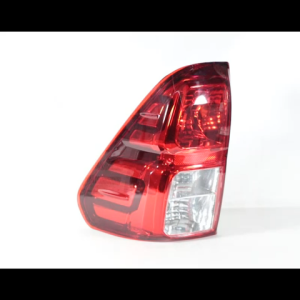 ไฟท้าย Revo รีโว่ Toyota Hilux REVO ปี 2015 - 2018 rear fog Taillight Taillamp (ไม่มีหลอดไฟไม่มีชุดสายไฟ)