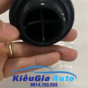 Nắp đổ dầu nhớt Toyota Hiace 2005-2016 Chính hãng